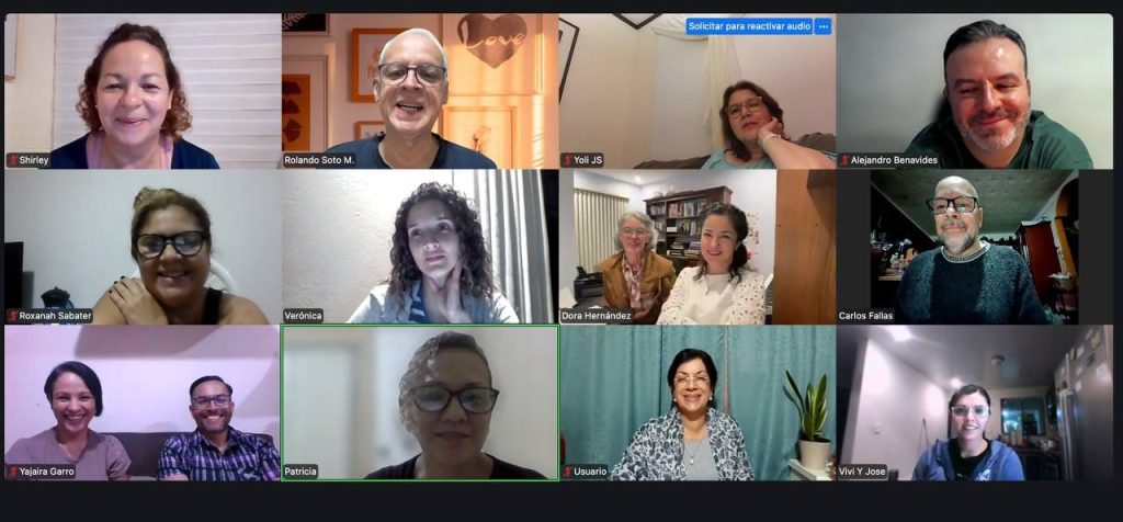 Grupo de Vida Virtual de CCI Flores reunido por videollamada